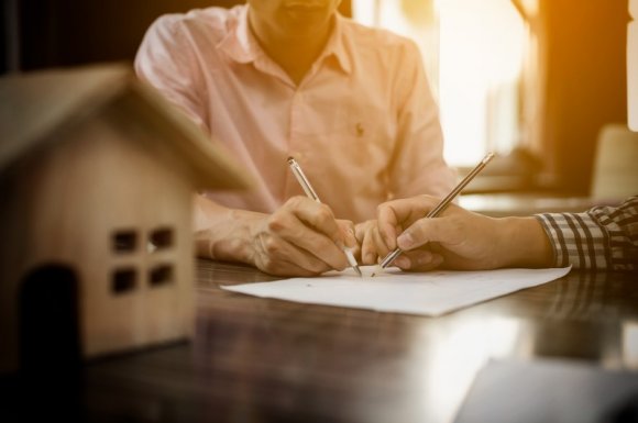 Agence immobilière qui vous accompagne à chaque étape de la vente de votre bien Polliat