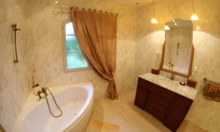 Villa style provençal sans vis-à-vis à Saint-Sulpice
