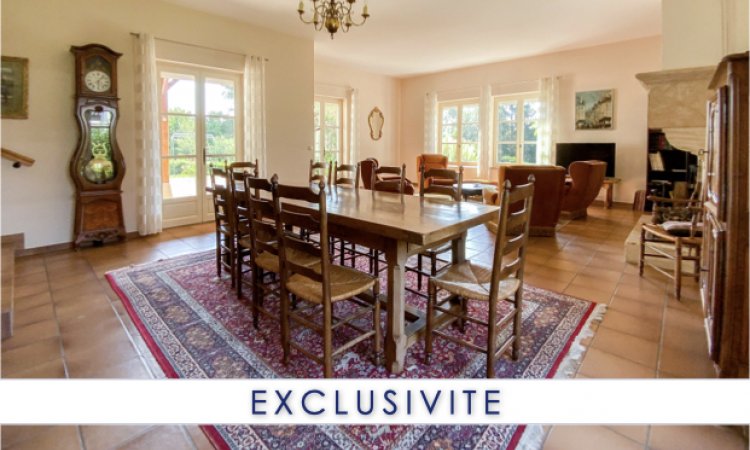  Vente maison familiale 3 chambres avec annexes à Polliat