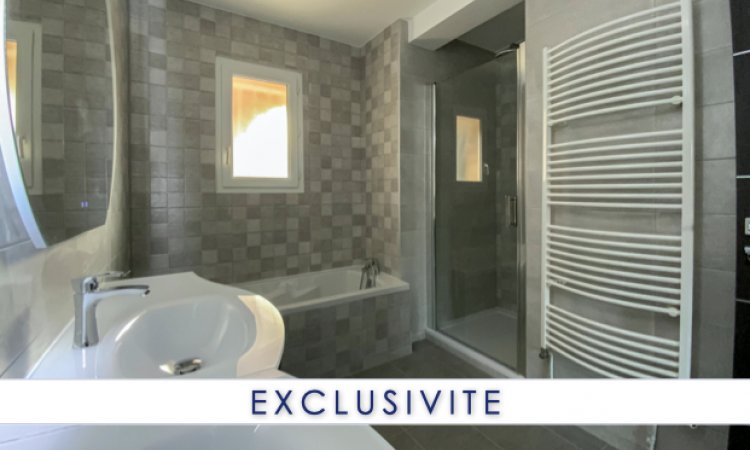 Vente de maison rénovée avec grand terrain piscinable à Revermont 